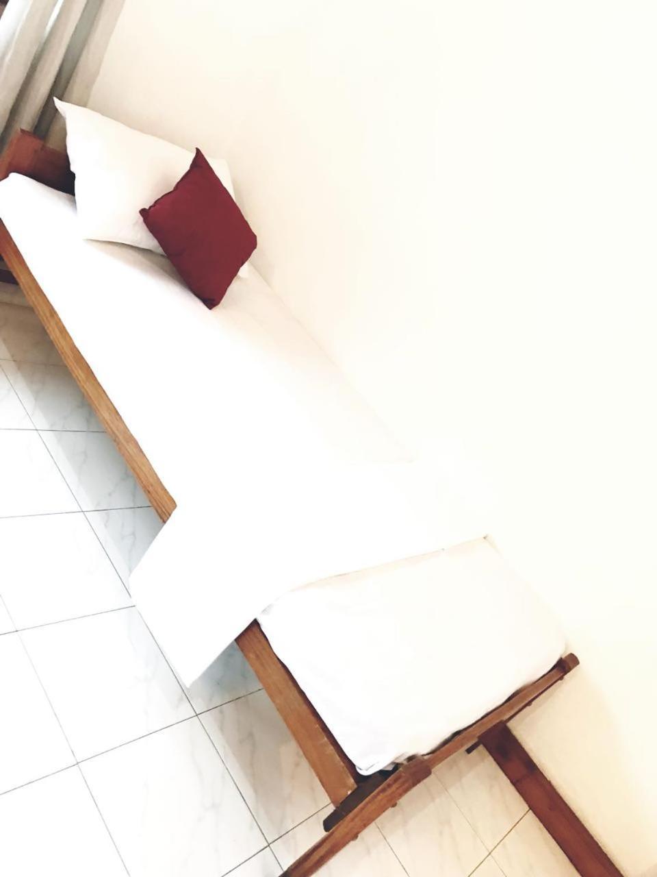 Antique Tourists Lodge 캔디 외부 사진