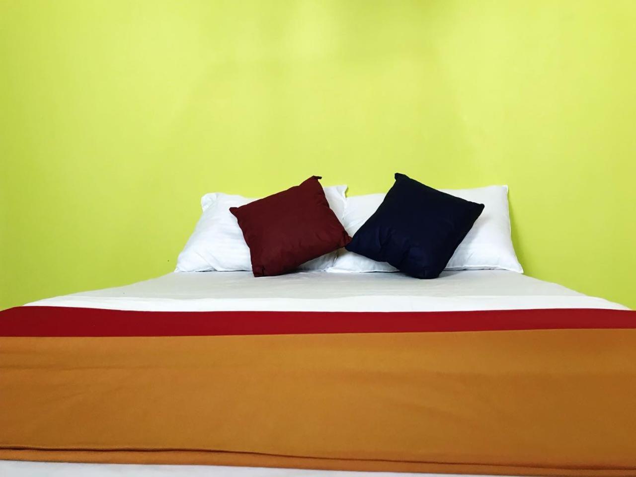 Antique Tourists Lodge 캔디 외부 사진